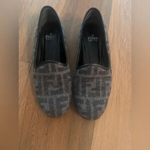 Fendi Women’s Gray Wool Leather Smoking Slipper Size 9